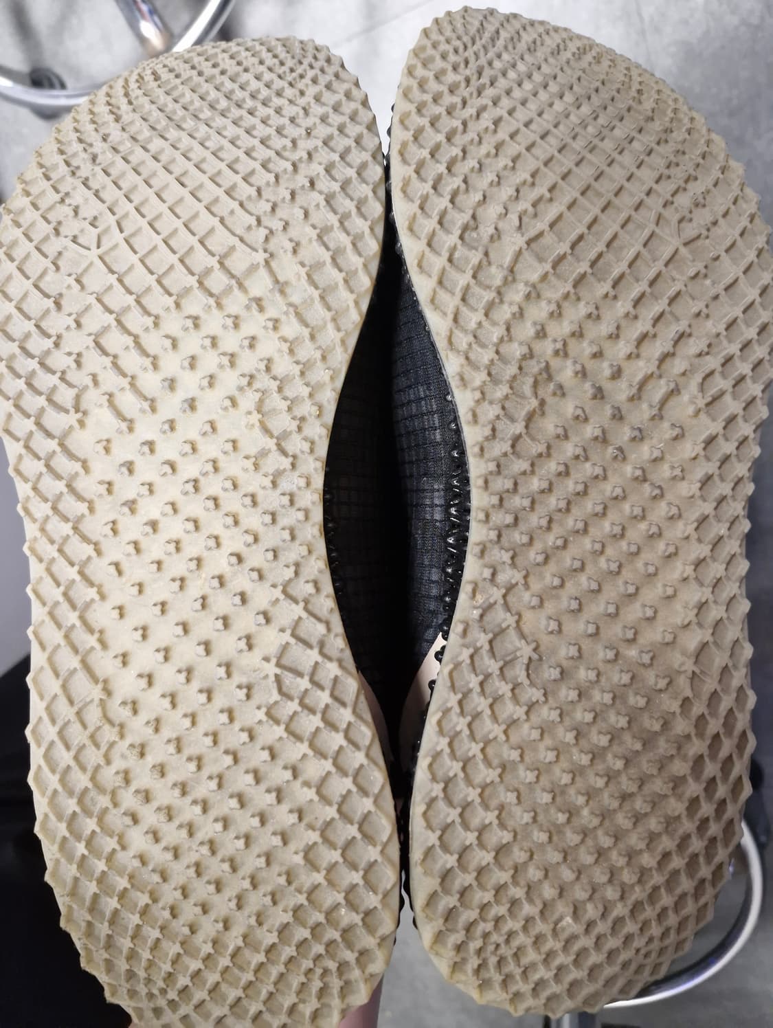 아디다스 Y-3 러너 4D 블랙 세서미 상품이미지8