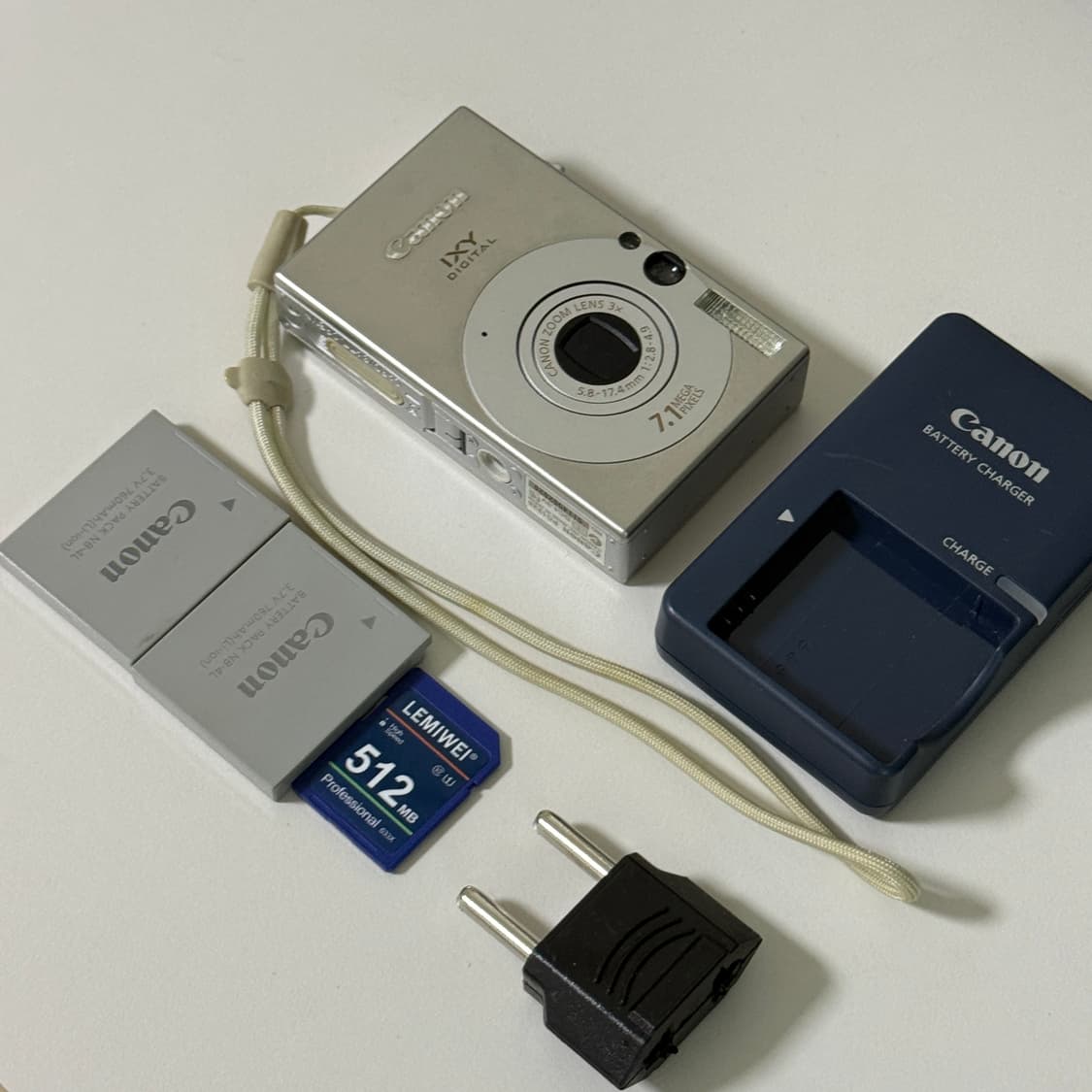 캐논 익시 ixy 10 (익서스70) 빈티지 디카 강민경 디지털카메라 상품이미지1