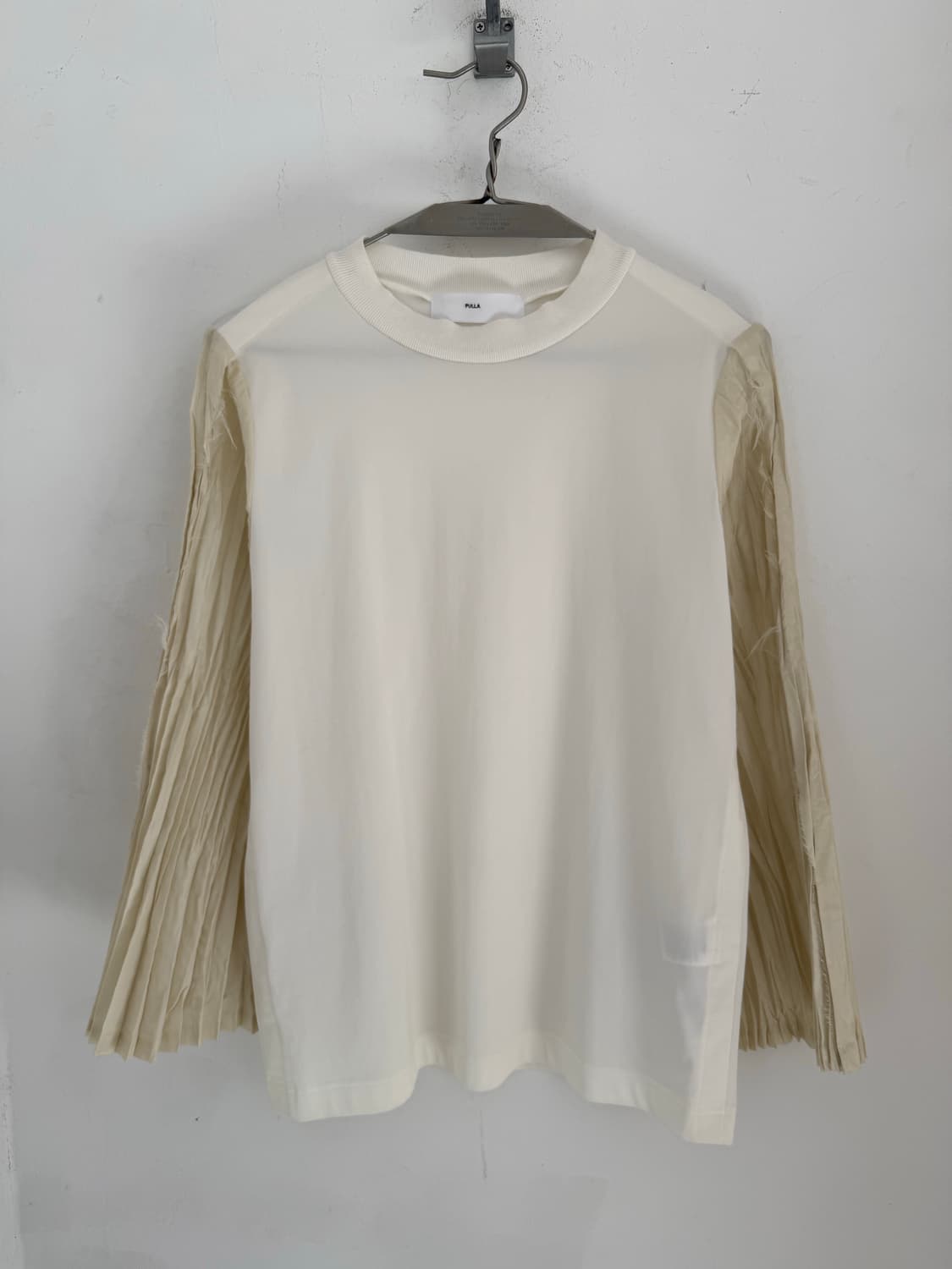 pleats detail long sleeves 상품이미지1