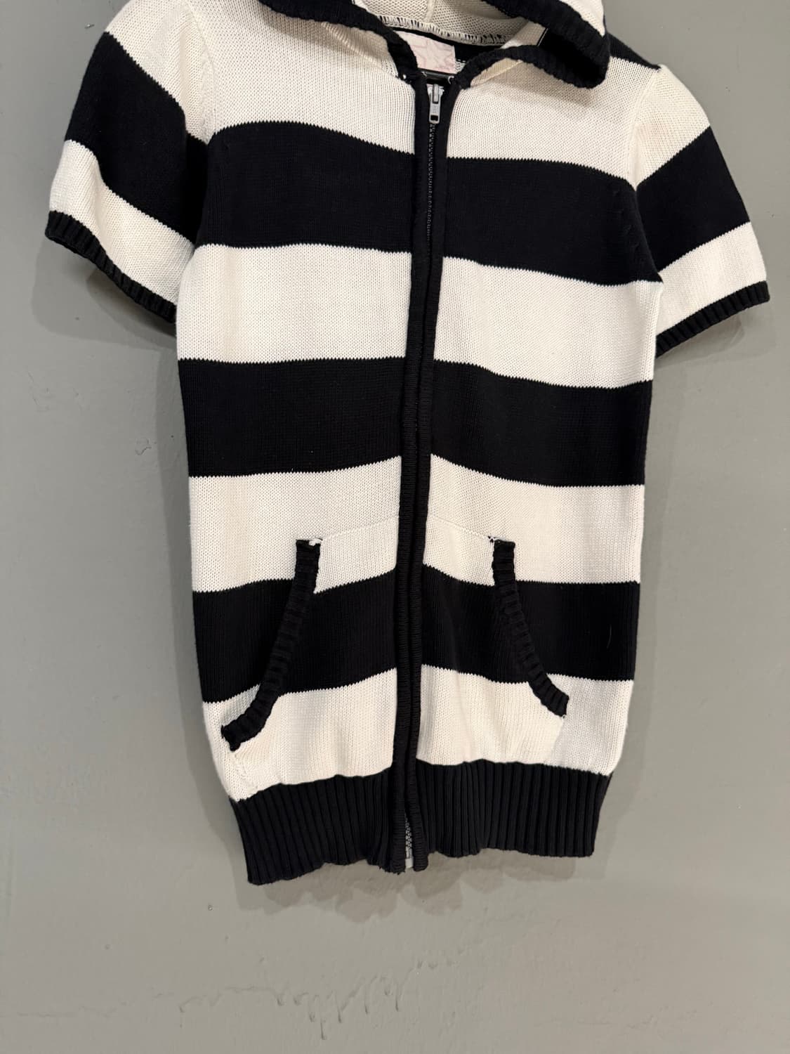 stripe pattern knit hood zip-up 상품이미지6