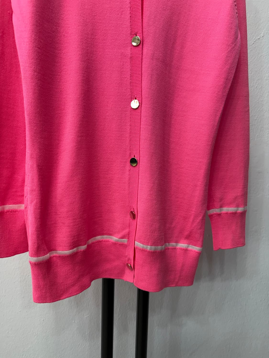 매장판정품) St.John 센존 핑크색 여성 가디건 P 상품이미지4