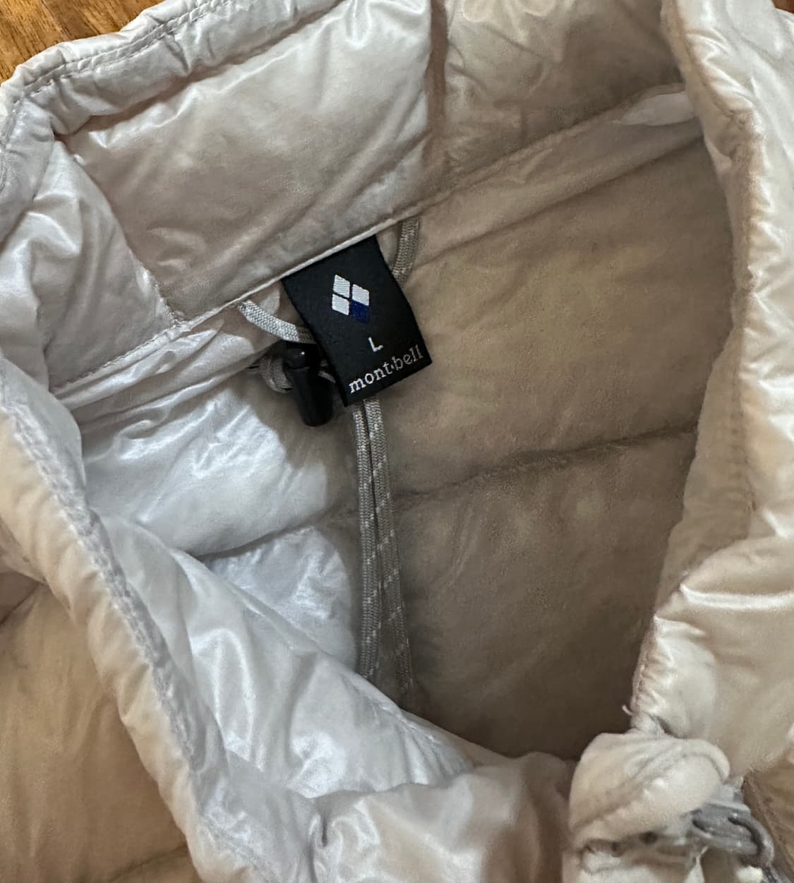 몽벨 수페리어 다운 자켓 라이트 그레이 L 상품이미지3