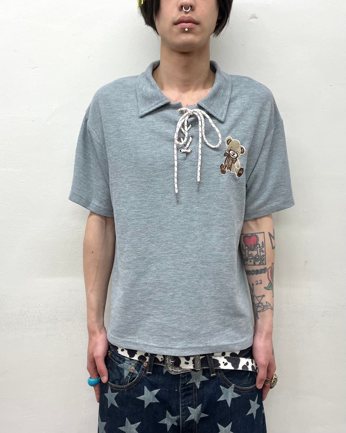 Bear strap gray T-shirt  상품이미지1