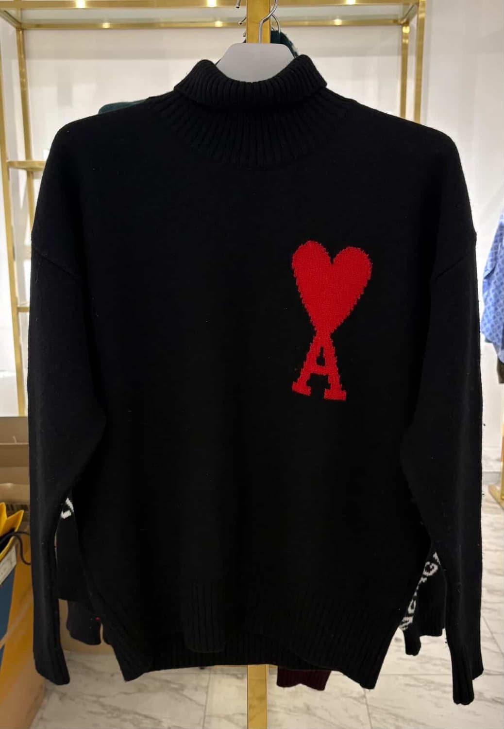 [S급 급처] 아미 빅 하트 로고 퍼넬 넥 스웨터 터틀 넥 니트 상품이미지1