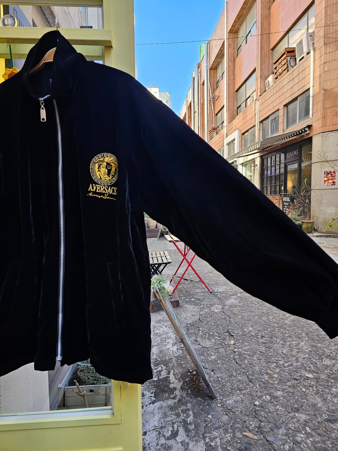 A.Versace 90's 골드 메두사 블랙 벨벳 집업 상품이미지6