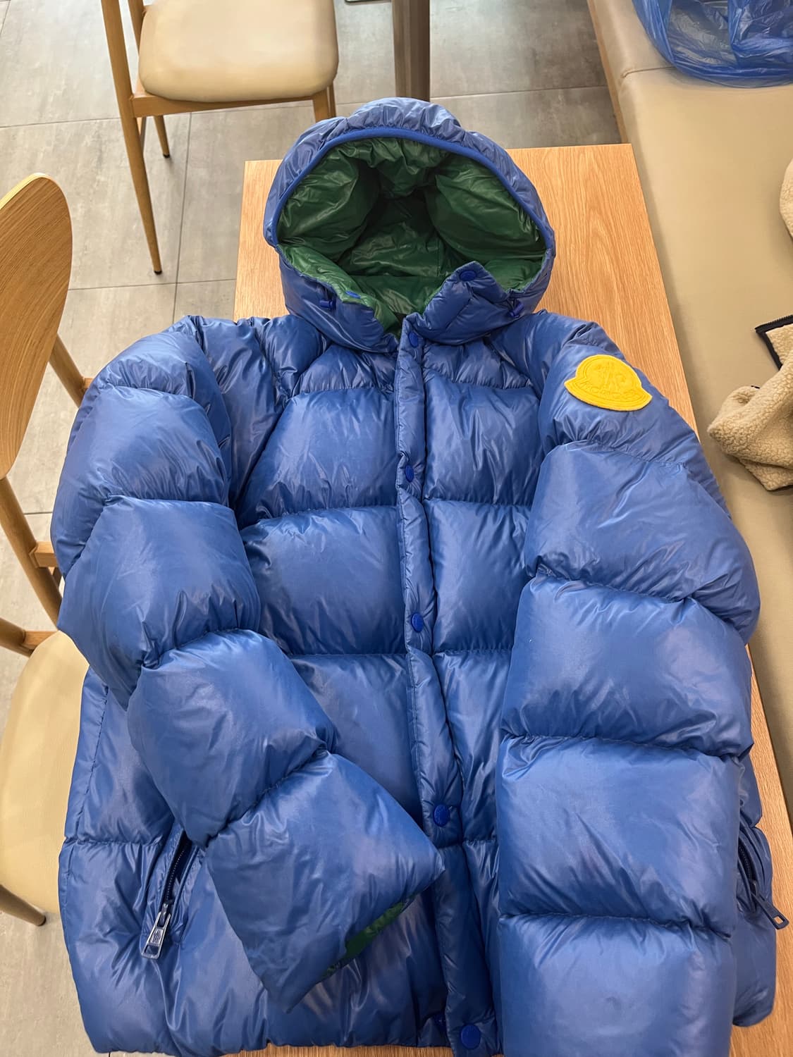 [4] 몽클레어 패딩 상품이미지1