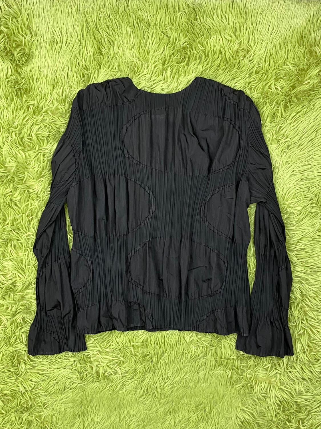 이세이 미야케 FETE 도트 스팟 플리츠 블라우스 상품이미지5