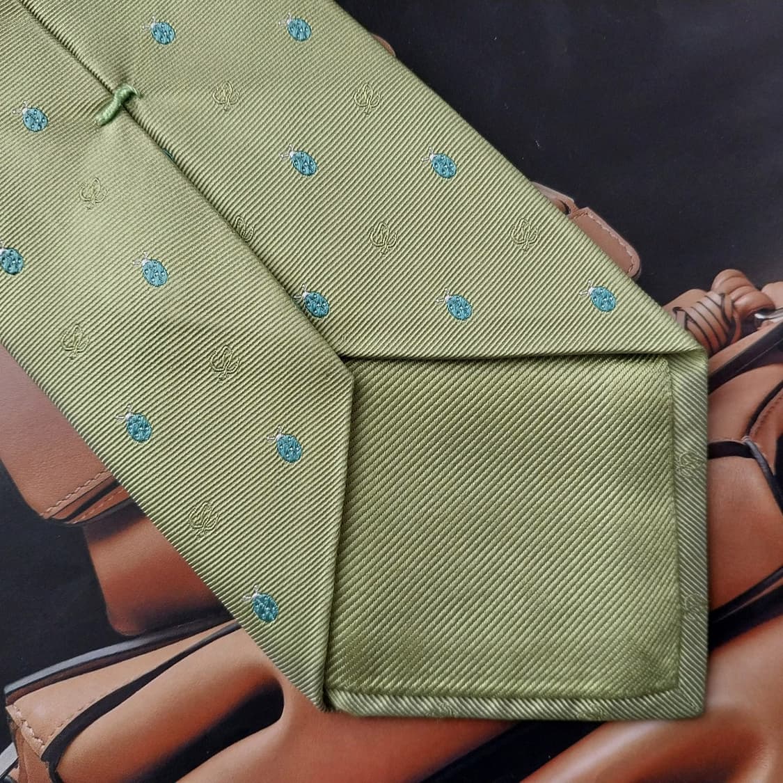 로에베 실크 라임 자수 넥타이 8.7cm A+~A등급 K1921 상품이미지5