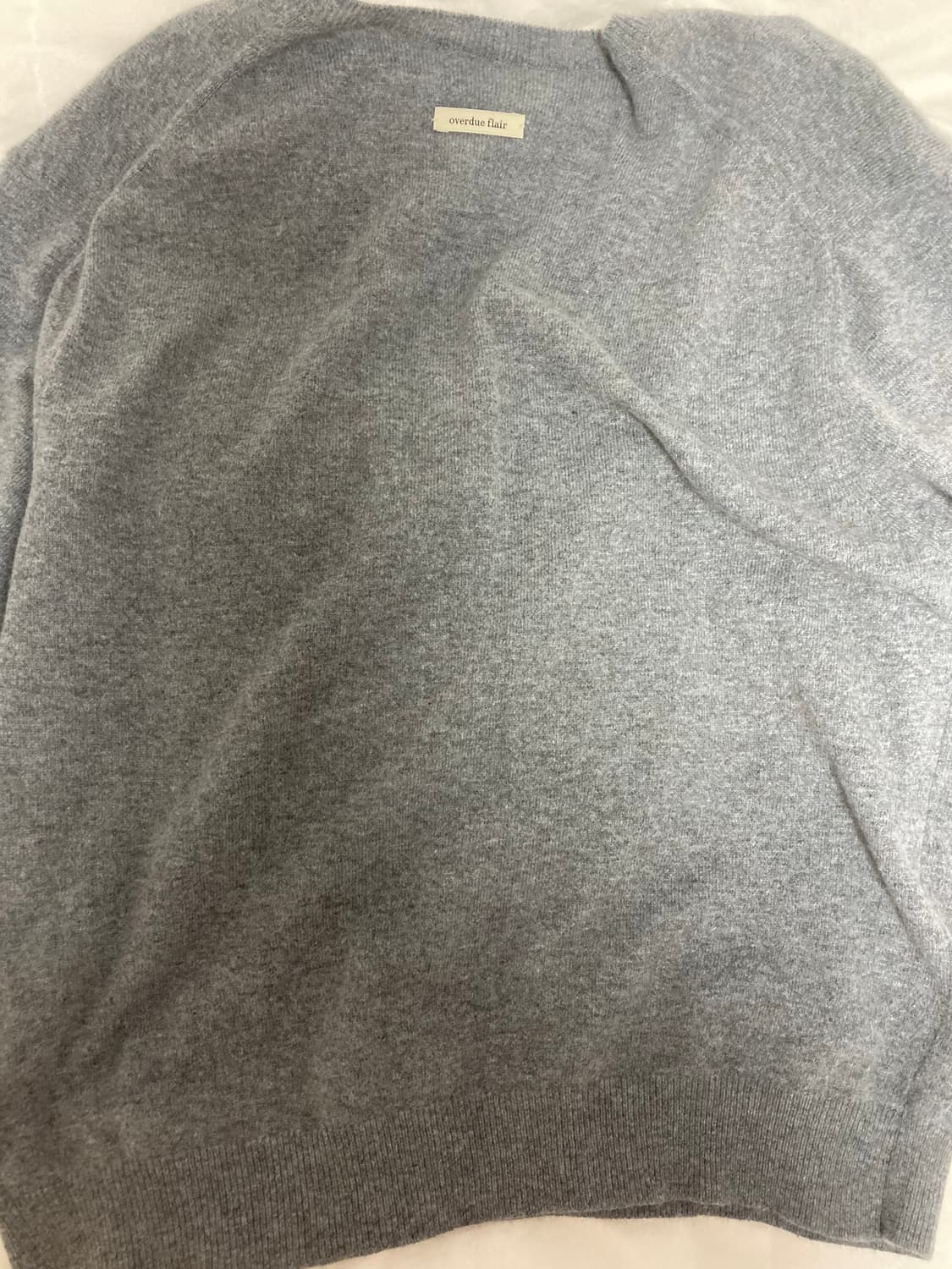 오버듀플레어 Raccoon vneck knit_grey 상품이미지6