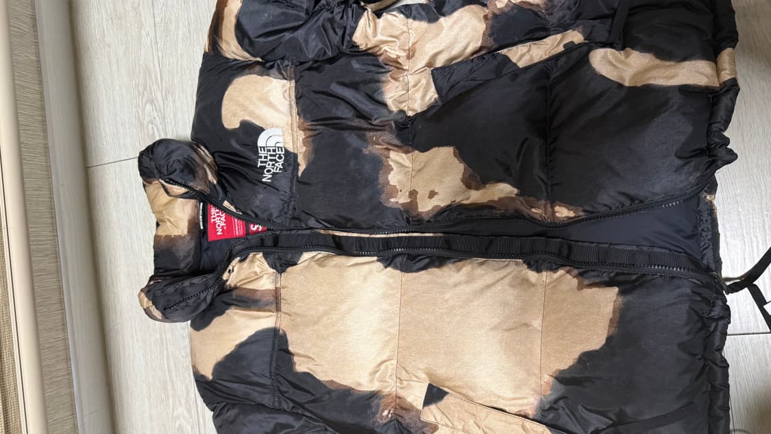 슈프림x노스페이스 블리치드 데님 눕시 상품이미지3