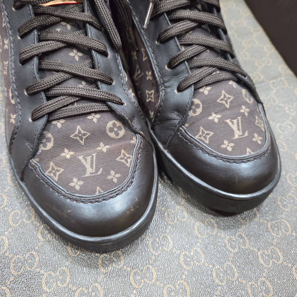 루이비통 스니커즈 상품이미지3