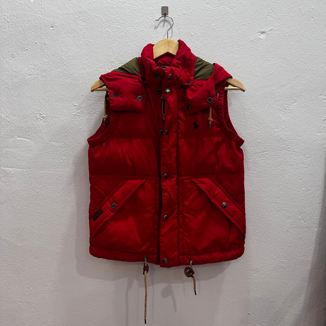 폴로 레드 덕다운 패딩 조끼S 상품이미지1