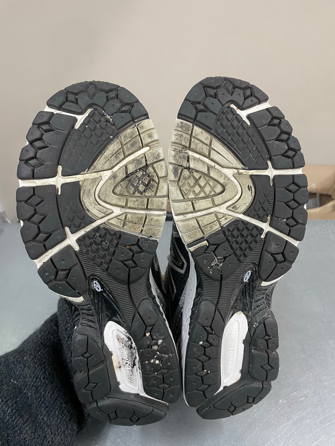 뉴발란스 860v2 화이트 블랙 260 상품이미지6