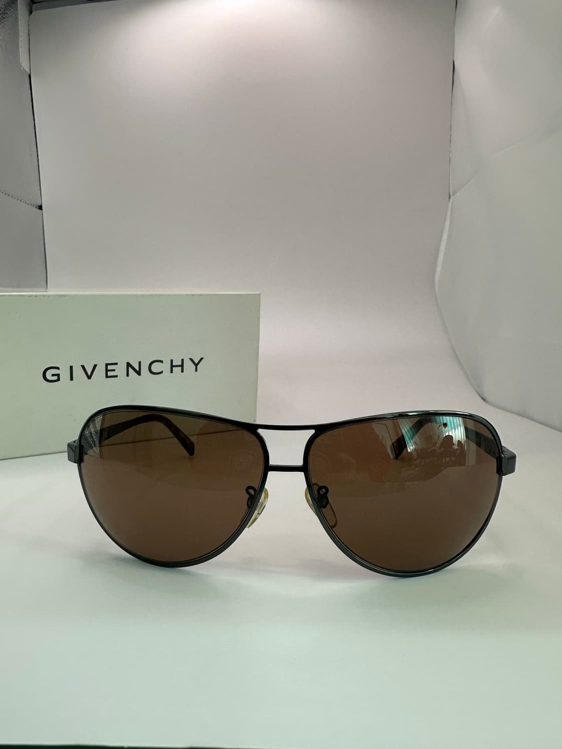 [새상품 무료배송] 정품 지방시 Made in Italy 선글라스 상품이미지1