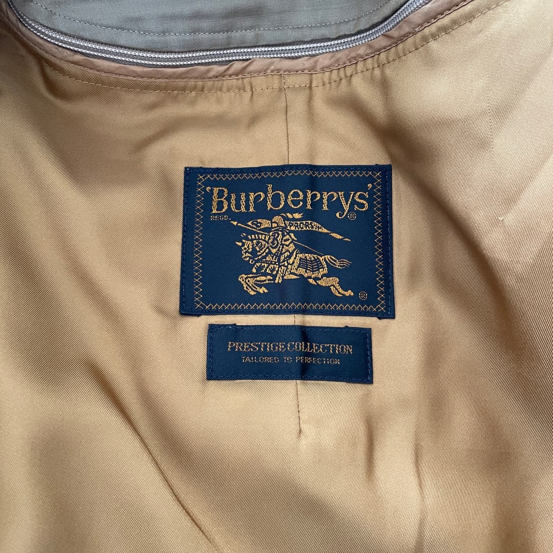 버버리 싱글 트렌치 코트 상품이미지8