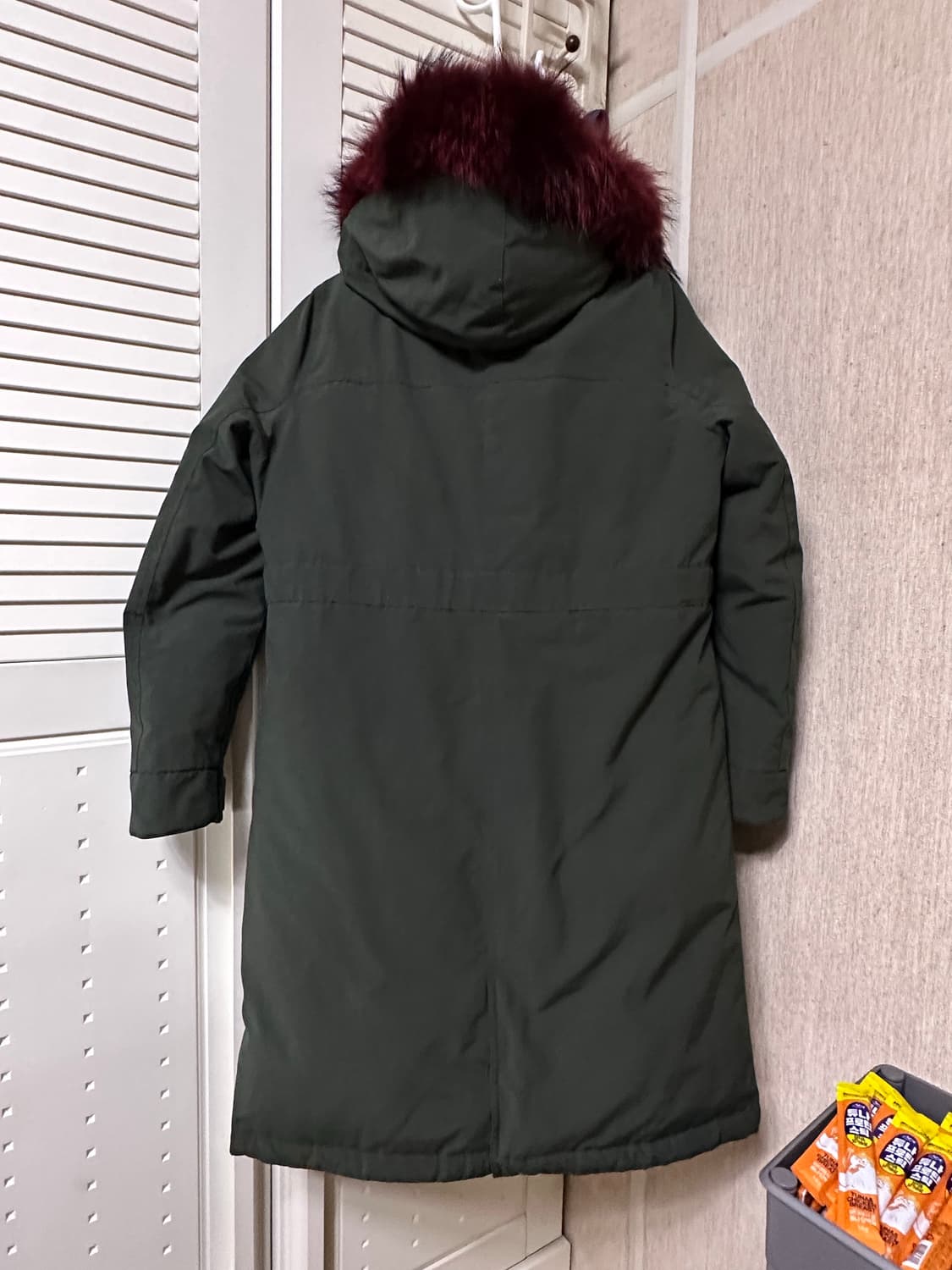 여성용 스케쳐스 롱 구스다운 너구리퍼 모자 롱 패딩 A급 +착샷 있음 상품이미지6