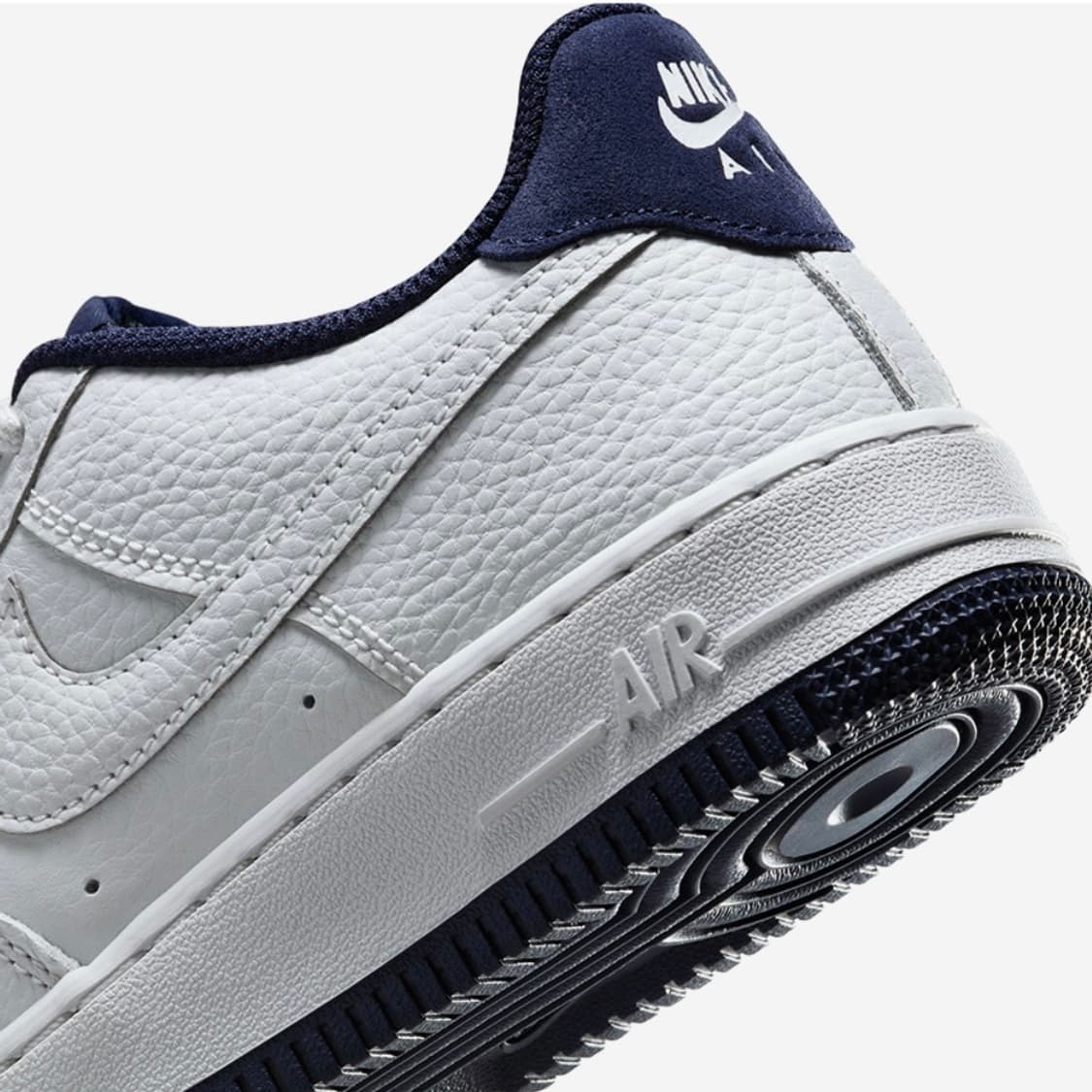 에어 포스 1 LV8 3 보이그레이드 상품이미지7