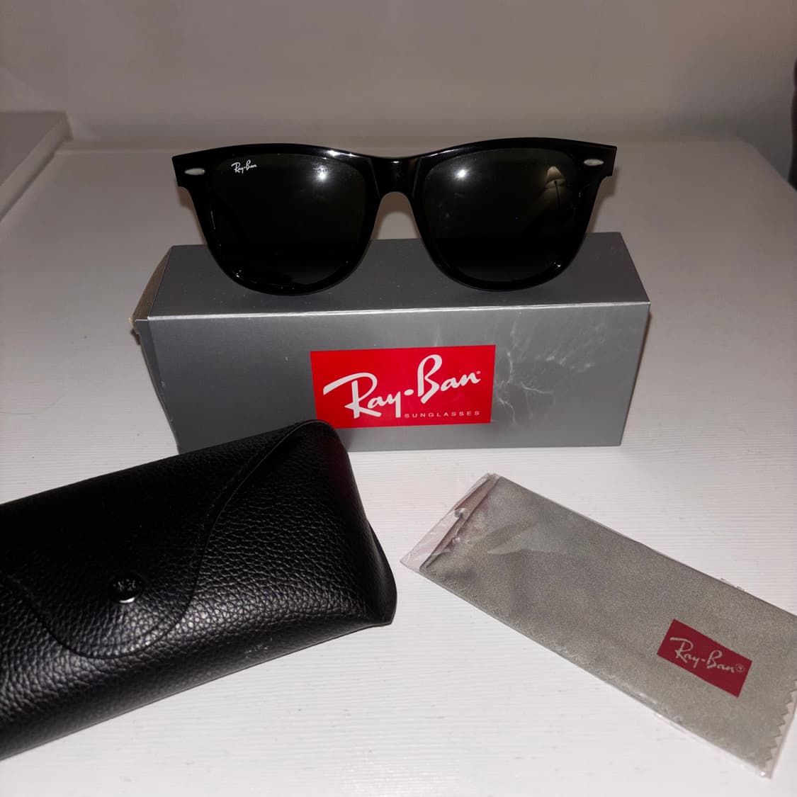 레이밴 웨이페어러 RB2140 901 블랙 / 풀구성 상품이미지1
