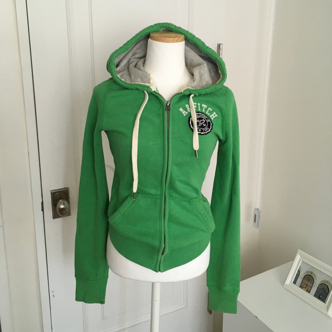 아베크롬비 y2k 슬림핏 후드집업 그린 상품이미지1