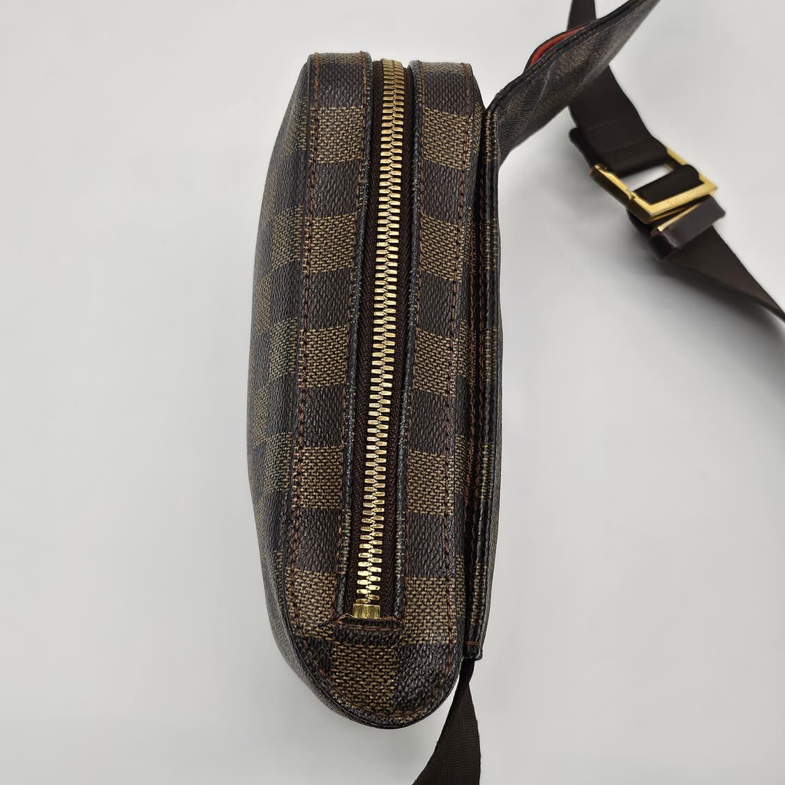 정품 루이비통 제로니모스 힙색 상품이미지4