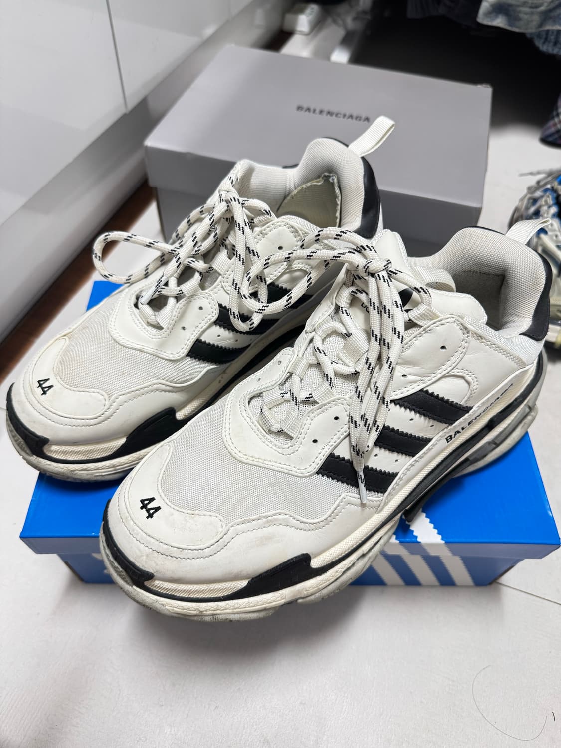 발렌시아가 아디다스 트리플s 44 상품이미지1