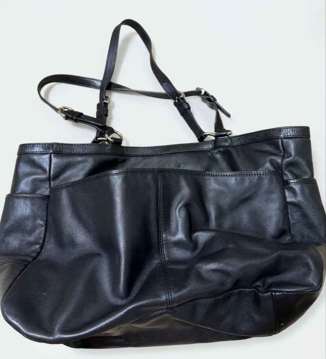 코치 블랙 레더 토트백 상품이미지3