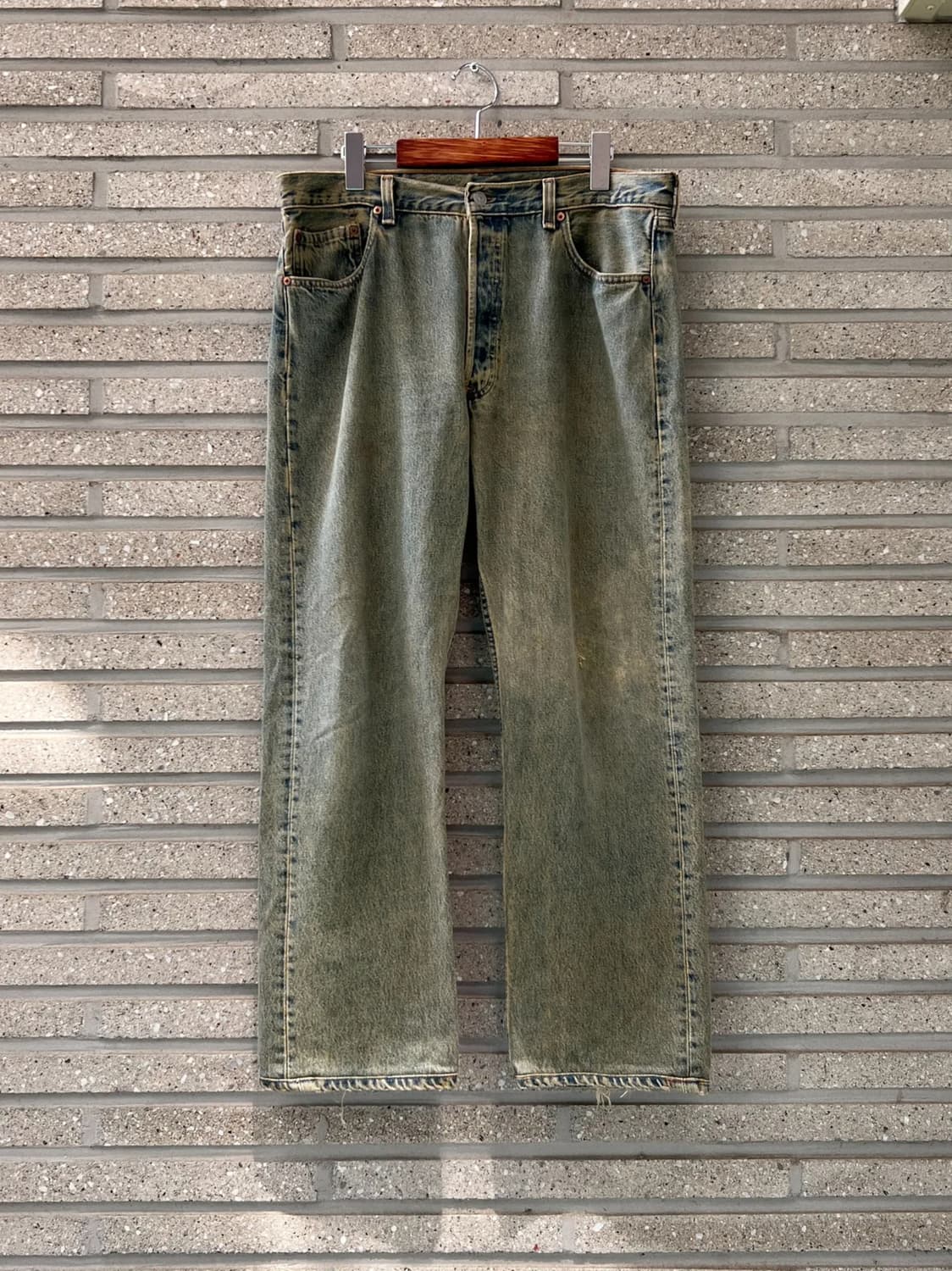 [36]90's 리바이스 501 USA Made 샌드스톤 워싱 데님 팬츠 상품이미지1
