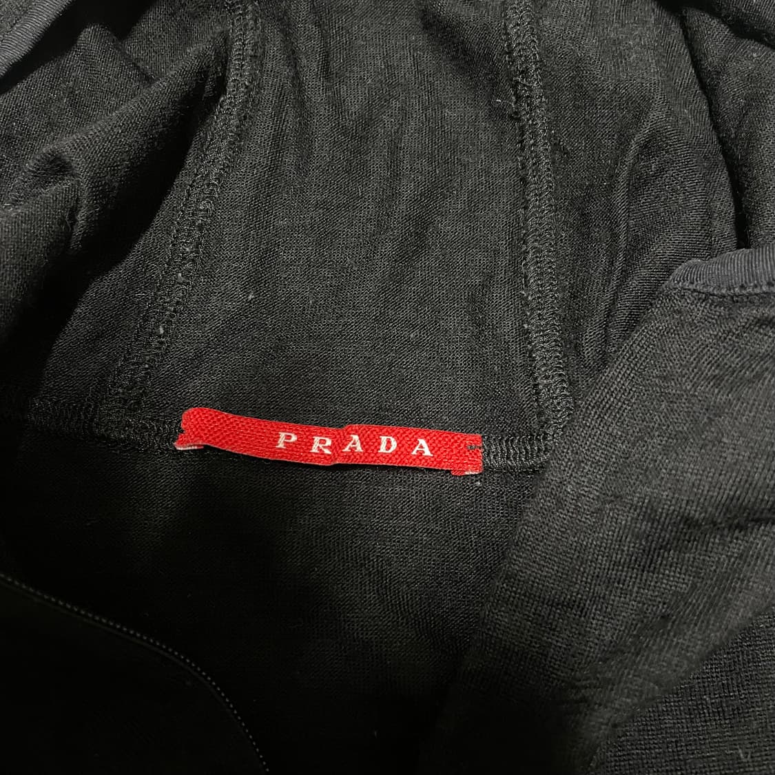 L) 프라다 스트링 후드 반 집업 슬리브 상품이미지4