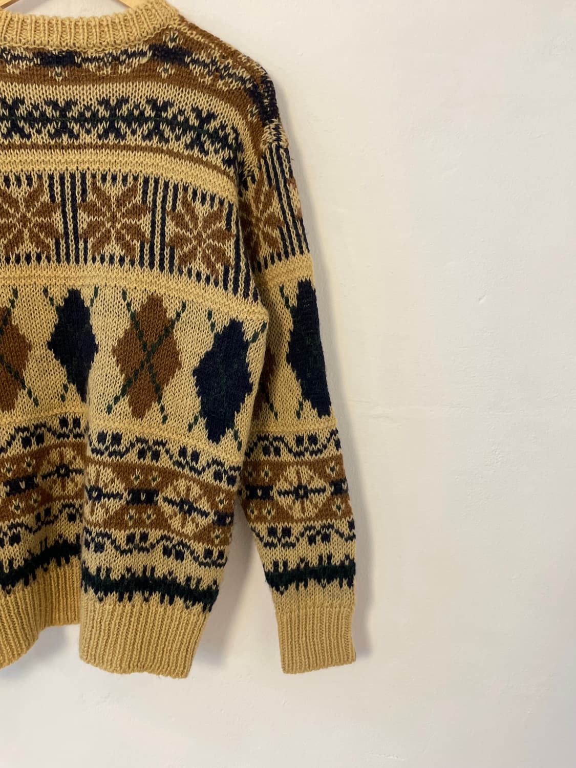 윌리엄로키 울 스웨터  상품이미지8