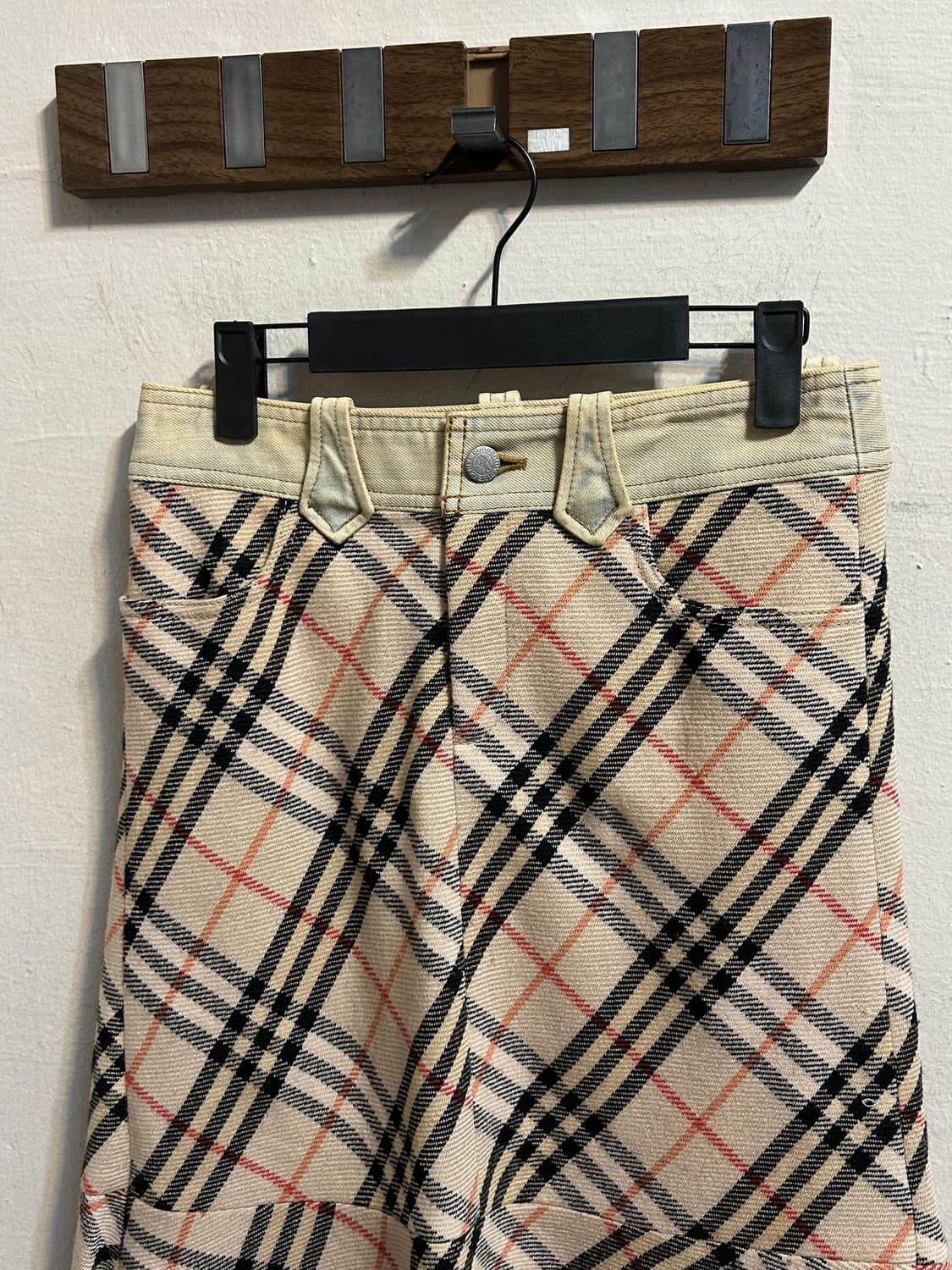 버버리 블루라벨 노바체크 울 프린지 스커트 상품이미지4