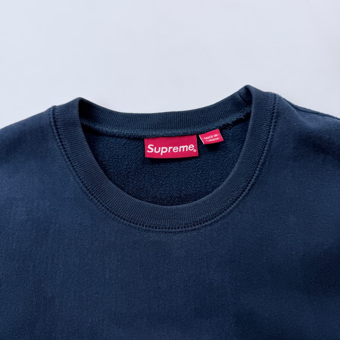 슈프림 15fw 워시드 네이비 박스로고 맨투맨 상품이미지3