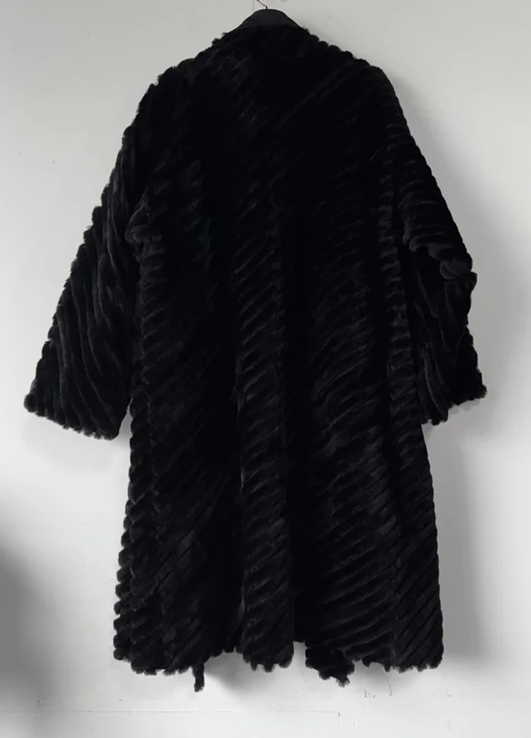 이브살로몬 2024 리버시블 메리노 드레이프 레더 롱 코트 상품이미지5