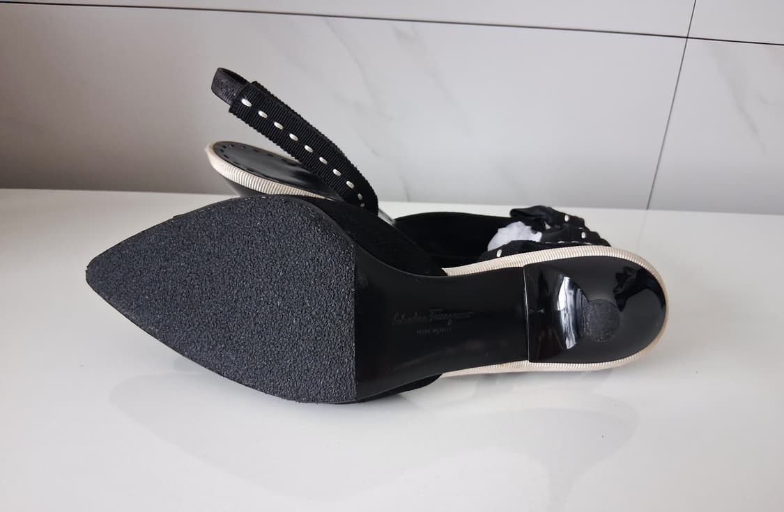페라가모 스웨이드 슬링백 뮬 Size 6.5 (거의 새거) 상품이미지8