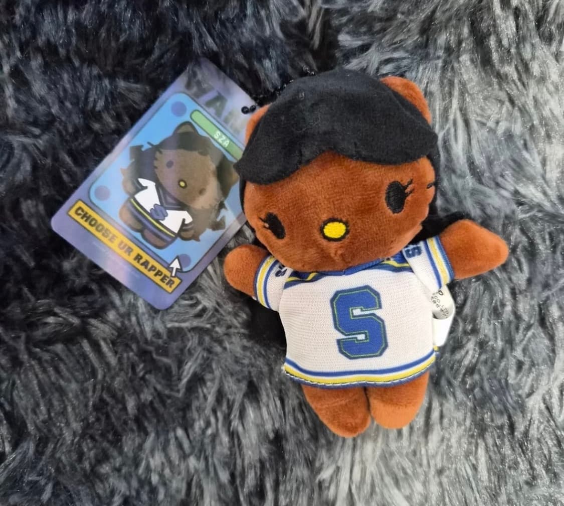 Sza 헬로키티 인형 키링 상품이미지1