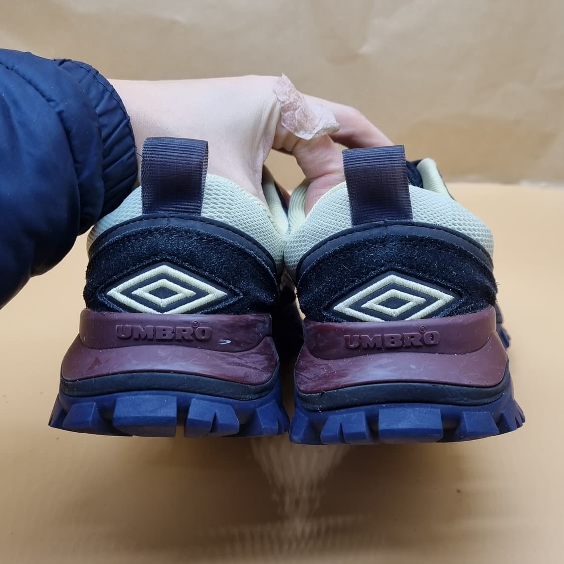 엄브로 범피 프리즘 남성운동화260  상품이미지4