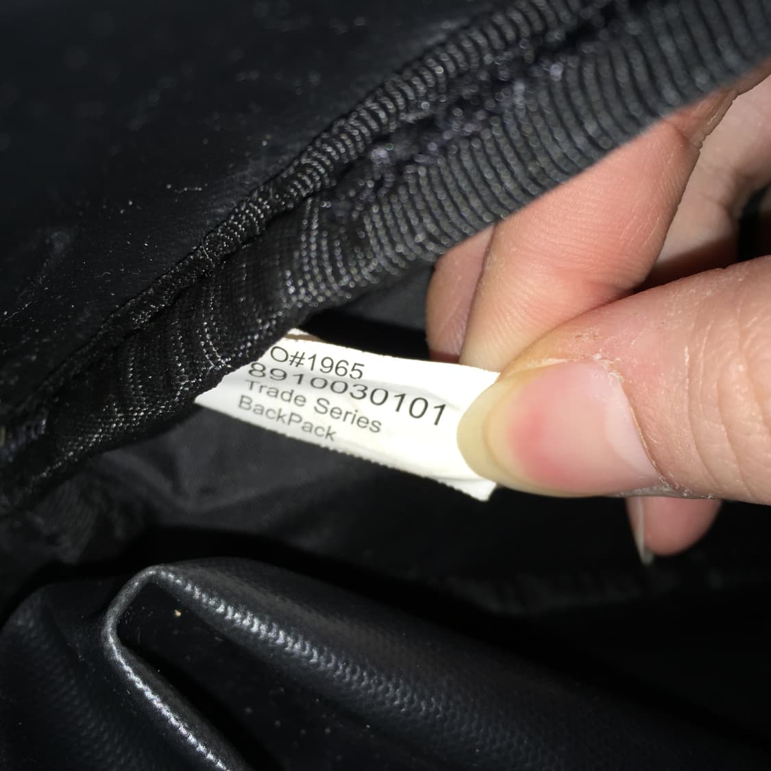 투티/0377 칼하트 백팩 블랙 데일리 빈티지 패치 로고 자수 상품이미지6