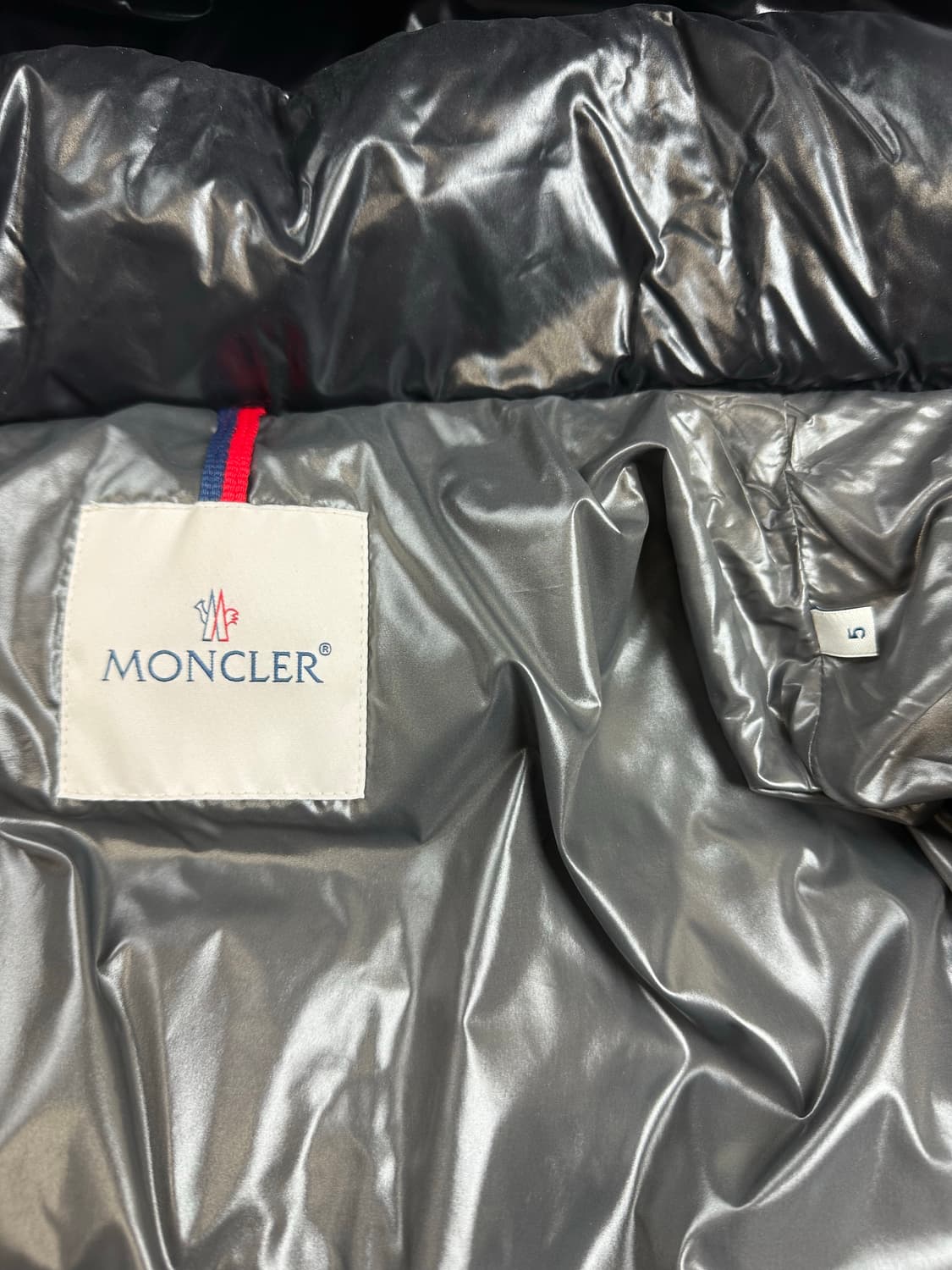 [5] 백화점판 정품 몽클레어 마야 패딩 블랙 상품이미지6