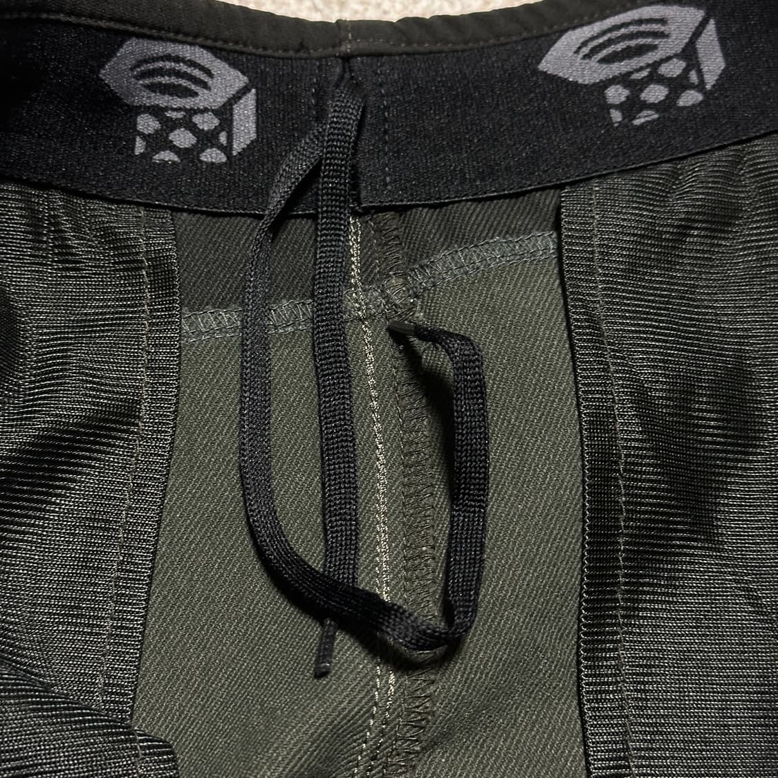 마운틴하드웨어 등산 바지 상품이미지7