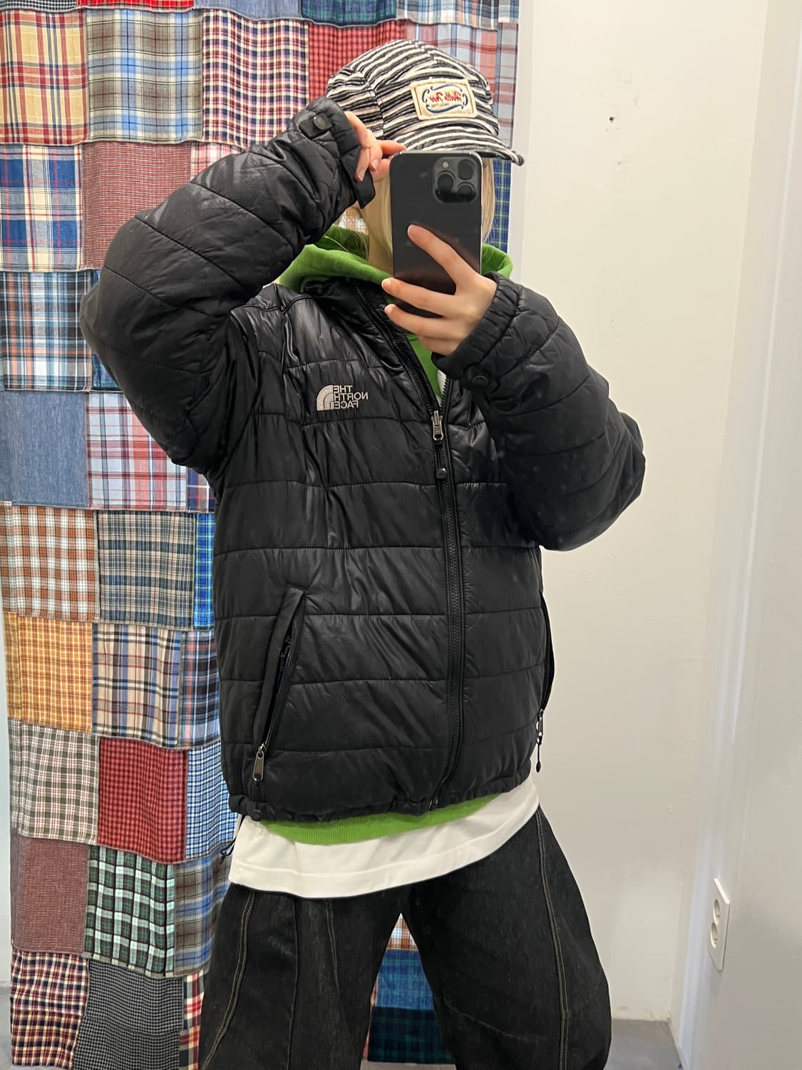 노스페이스 블랙 퀄팅 패딩 상품이미지1