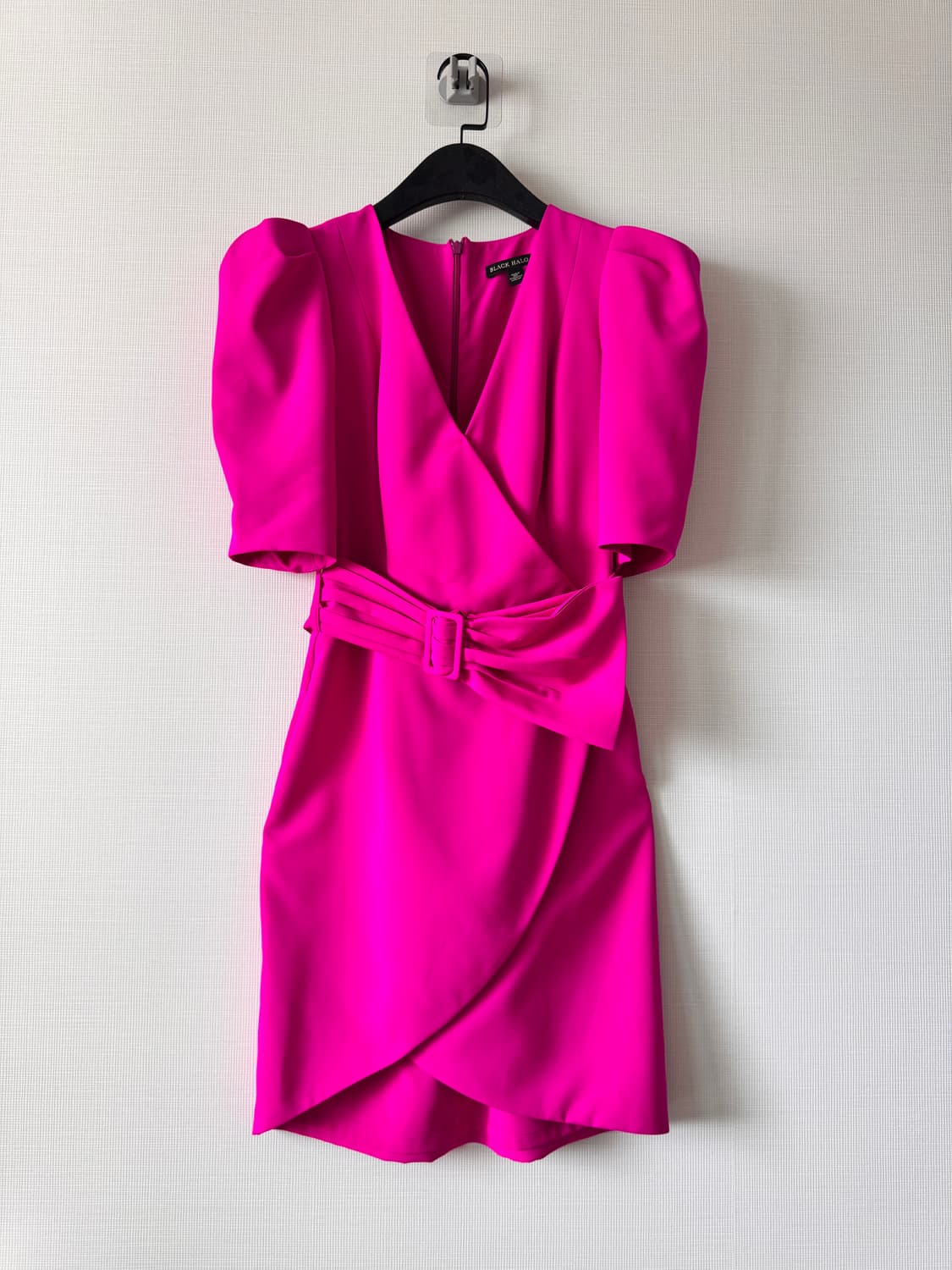 새상품 컨디션 Black Halo 핫핑크 랩 원피스2(55사이즈)made 상품이미지7