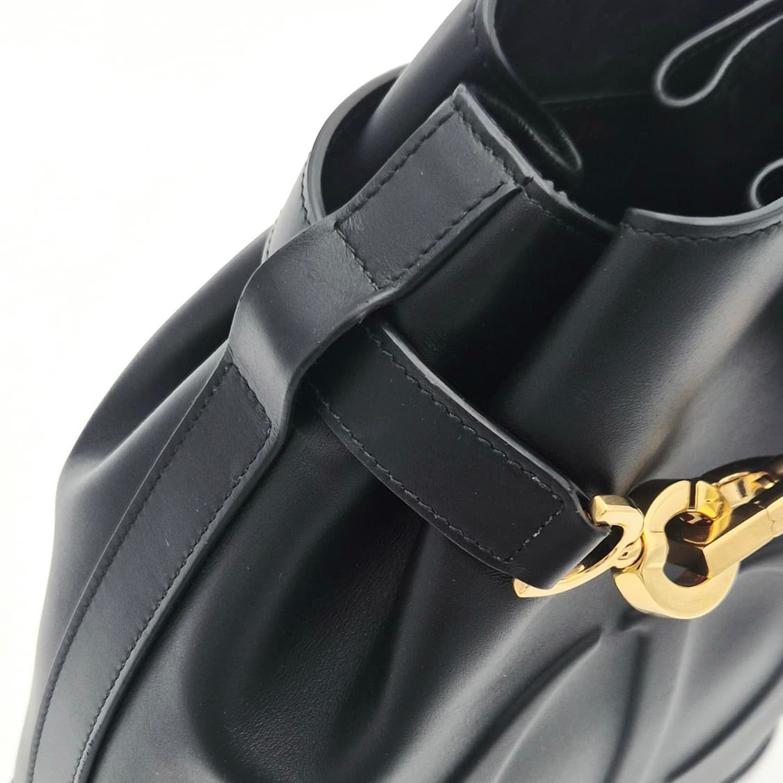 디올 쎄 디올 미듐 버킷백 블랙 상품이미지10