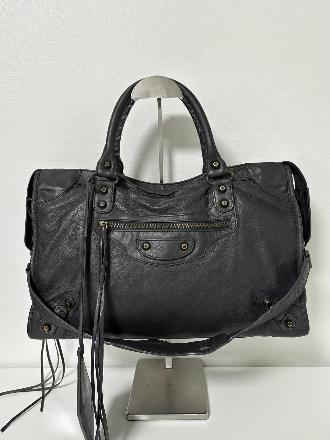 발렌시아가 시티 모터백 다크그레이 상품이미지1