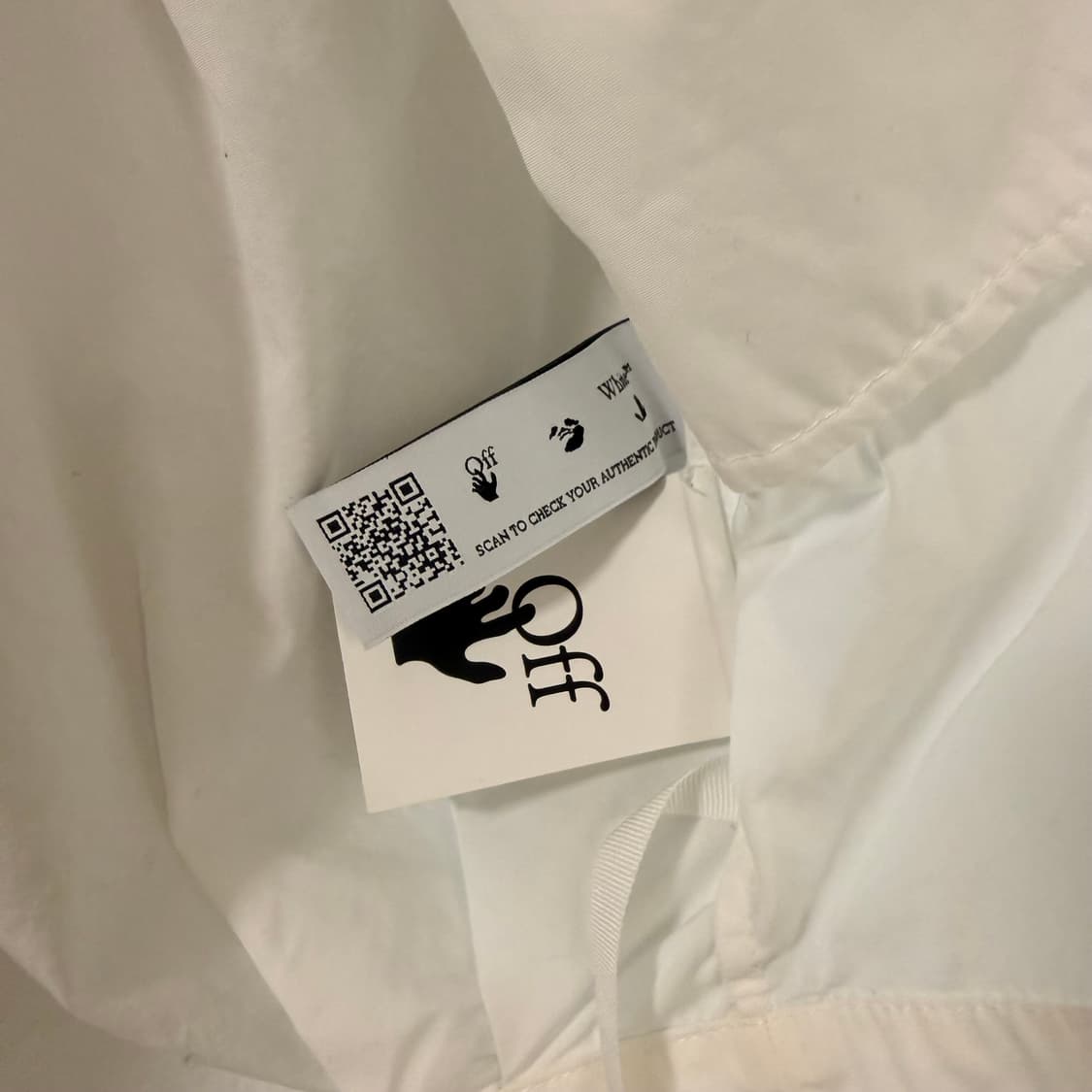 [40] 오프화이트 크롭 셔츠 상품이미지4