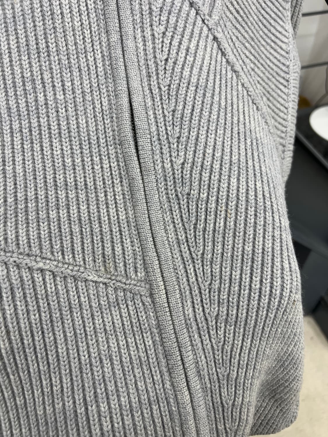 알렉산더왕 사선 패턴 울 니트 집업 상품이미지5