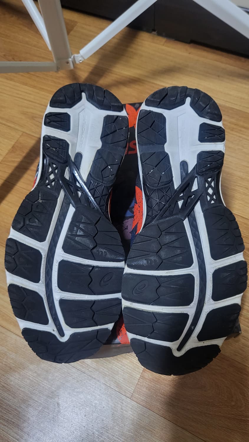 아식스 젤 카야노 24 CC 춘천마라톤 한정판 260mm 상품이미지3