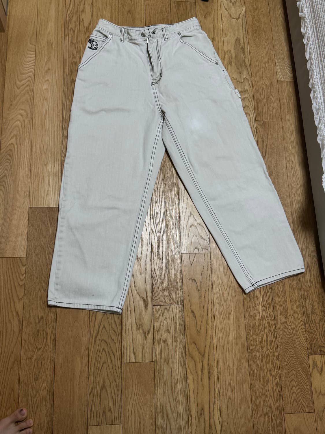 위켄더스 DPAGGY WORK PANTS (IVORY) 아이보리 색상의  상품이미지4