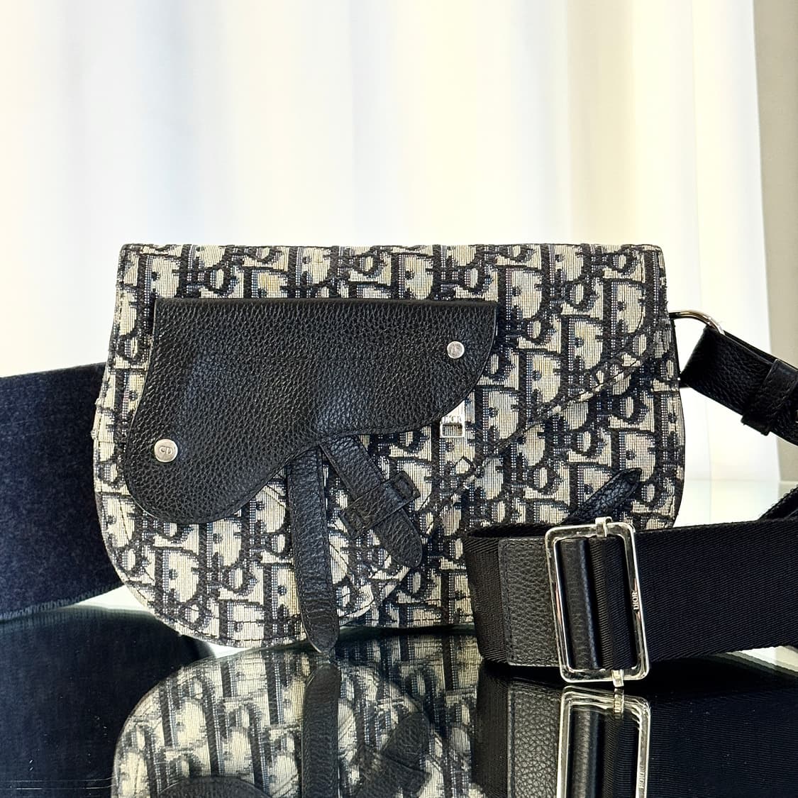 디올 오블리크 새들 메신저백 1ADPO325 상품이미지2