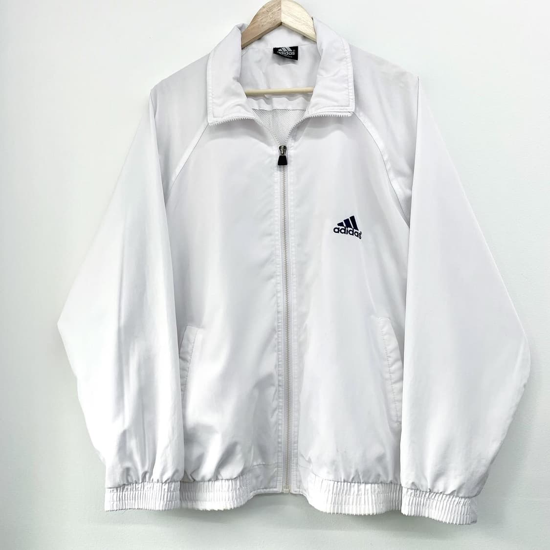 아디다스 빅로고 올드스쿨 화이트 자켓 상품이미지3
