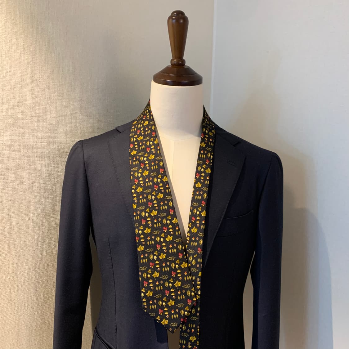 살바토레 페레가모 블랙 새상품급 명품 100실크 넥타이 상품이미지1