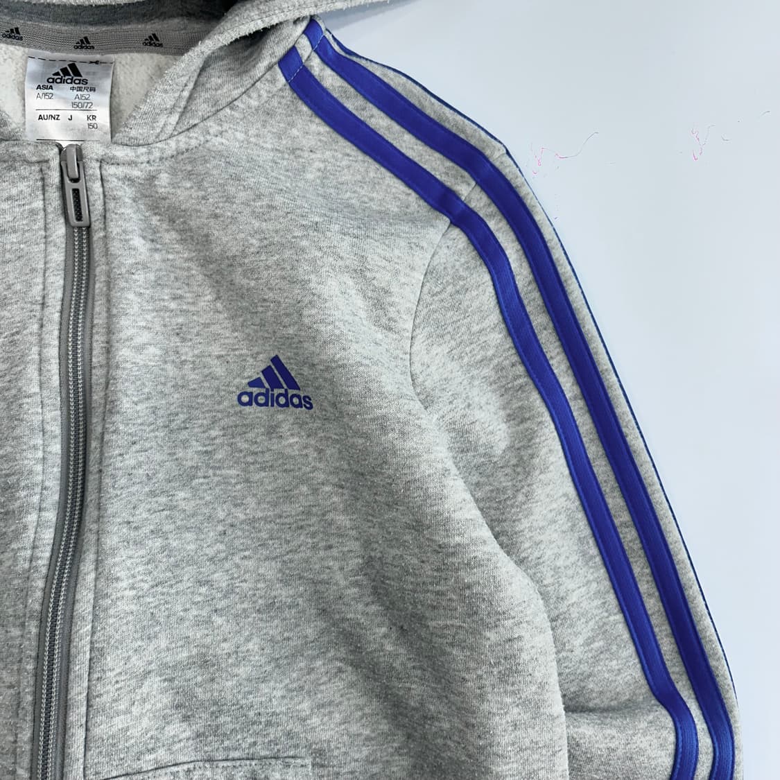 Adidas 아디다스 블루 삼각로고 라이트그레이 후드집업  Price:  상품이미지4